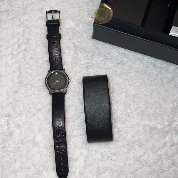 MOVADO Women's Museum Classic Watch – Black Dial, Leather Band, NEW Never Used - Picture 6 of 12